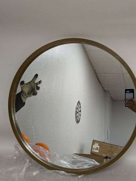 Round Wall Mirror, 23.5" | Like New