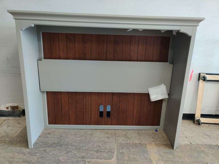 Renegade Furniture Hudson Entertainment Hutch, Open Box Rio Grande Trade