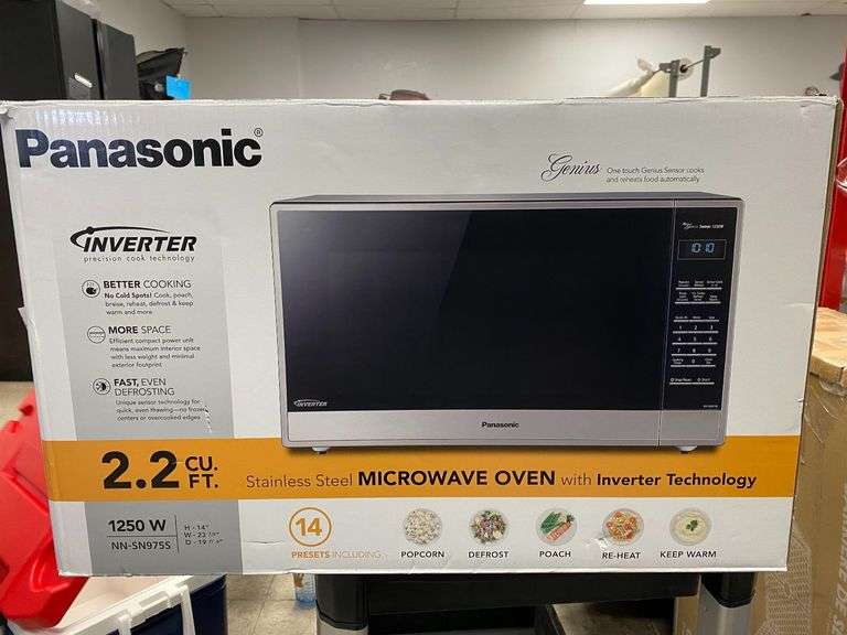 Panasonic 2.2cu.ft. StainlessSteel Microwave Oven w/Inverter