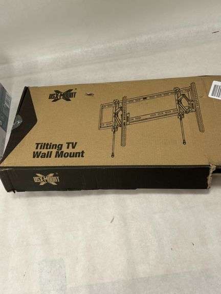 Tilting Tv Wall Mount , Like New/Open Box