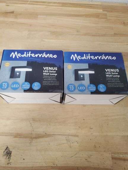 Mediterraneo Venus LED Solar Wall Lamp Set , Like New/Open Box