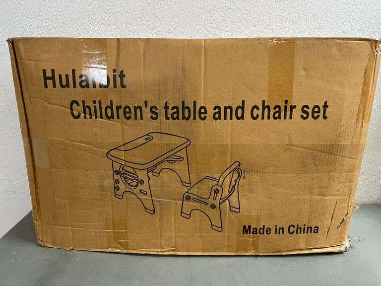 Hulaibit Toddler Desk and Chair , Visually Good Condition