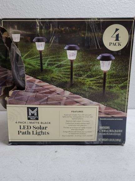 Member's Mark LED Solar Path Lights , Open Box