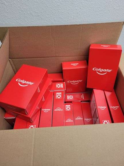 Colgate Optic White Whitening Pen , Like New/Open Box