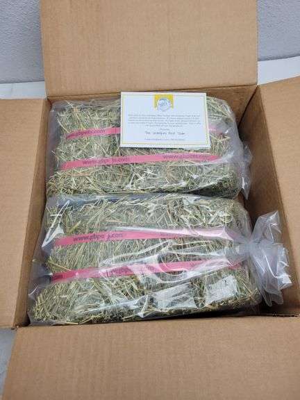 Grandma's Best Alfalfa 5 lb Bags , Visually Good Condition