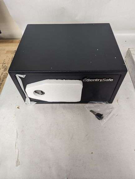 Sentry Safe , Like New/Open Box
