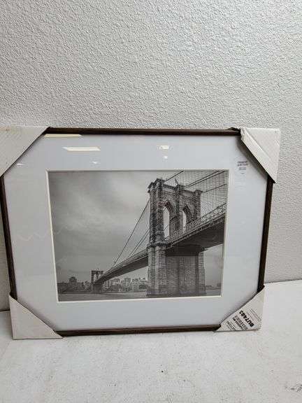 Threshold Photo Frame 11" x 14" , Open Box