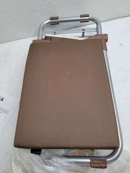 Aimerla Garden Kneeler , Open Box