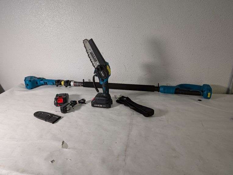 Seesii Mini Chainsaw Cordless 6-inch w/2 Batteries & Pole , Open Box