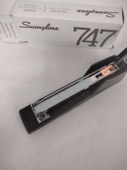Swingline® 747 Classic Stapler , Visually Good Condition