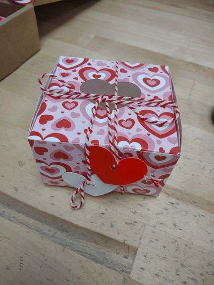 Heart Boxes , Like New/Open Box