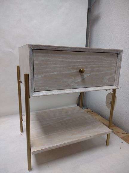 End Table , Visually Good Condition