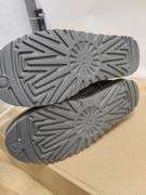 UGG W Bailey Bow II, 9 , Visually Good Condition