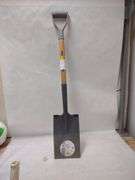 D-Handle Shovel , Visually Used