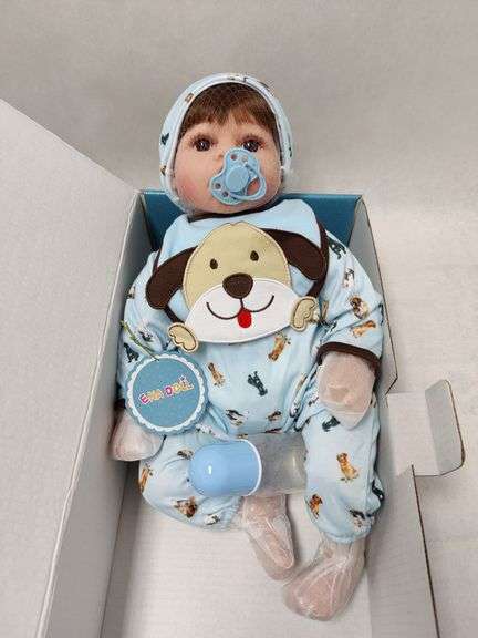 ENA DOLL Box  w/ 8 pc, Like New
