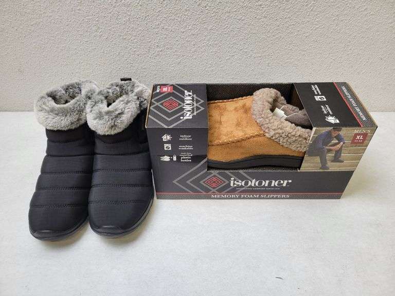 Bundle of Winter Shoes, W10/M11-12 | Like New
