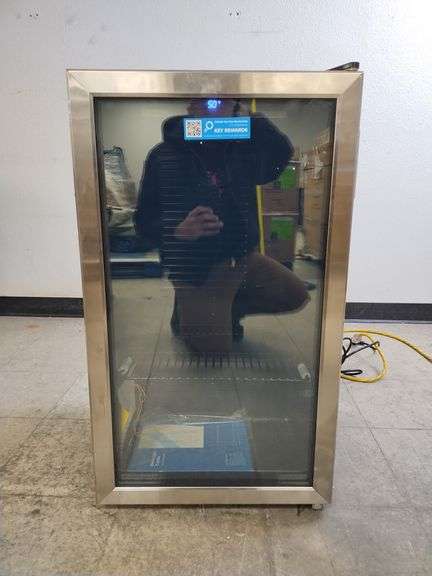 hOmelabs Glass Beverage Cooler Fridge, 3.2 Cu. Ft. | Damaged | (See Condition Notes)