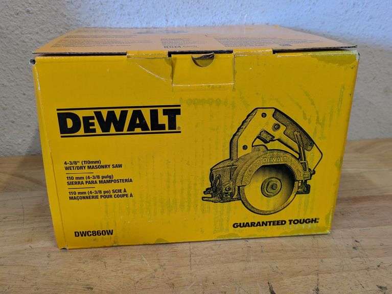 DEWALT Wet Tile Saw, Masonry, 4-3/8-Inch (DWC860W) | Open Box