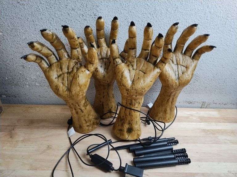 MEMBERS MARK Color Changing Zombie Hands Pathway Lights, Set of 4 | Open Box