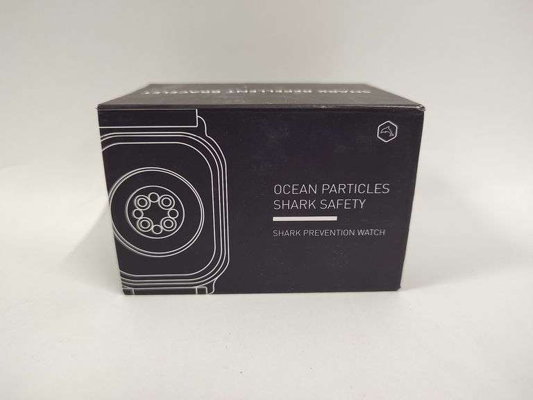 SWAGKIND Magnetic Shark Deterrent Bracelet, Grey | Like New