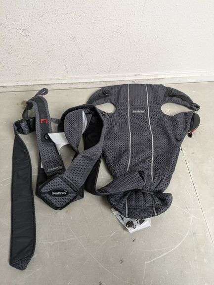 BABYBJORN Baby Carrier Mini, Airy Mesh, 0-1 Years, Anthracite | Open Box