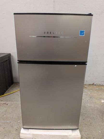 Frestec 3.2 Cu.Ft. Mini Fridge w/Freezer | Open Box | (See Condition Notes)