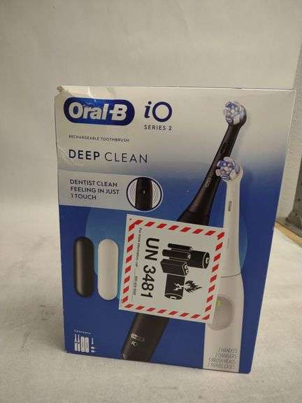 Oral-B IO Series 2 Rechargeable Toothbrush Set of 2 | Like New | (See ...