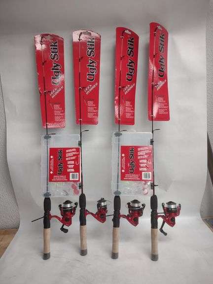 Ugly Stik Dock Runner, Complete Fishing Kit, 2 Rods and Accessories [2 ...