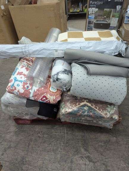 Pallet Of Miscellaneous Rugs | Open Box