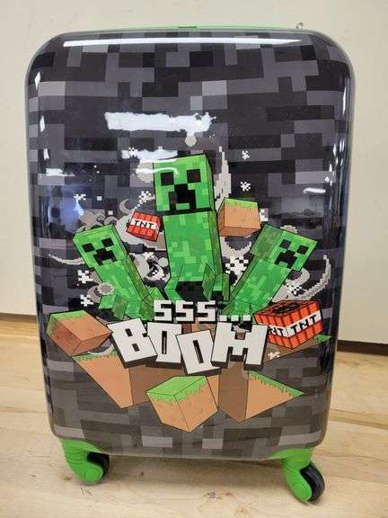 Minecraft Kids Luggage w/Mini Backpack & Volkswagen 1955 Beetle Model Car Bundle | Open Box