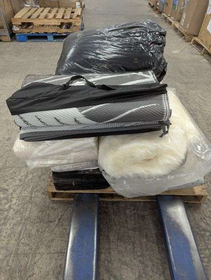 Pallet Of Miscellaneous Rugs And Mats | Open Box