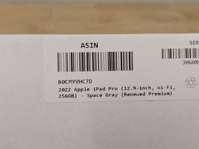 Apple iPad Pro 12.9" 6th Generation - Wi-Fi, 256GB | Open Box