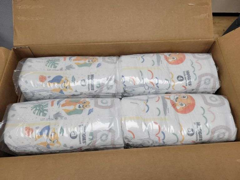Huggies 156 Ct. Disney Little Movers Size 4 Diapers Set Of 2 | Like New