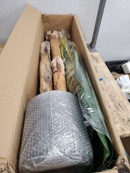 Artificial Tree | Open Box