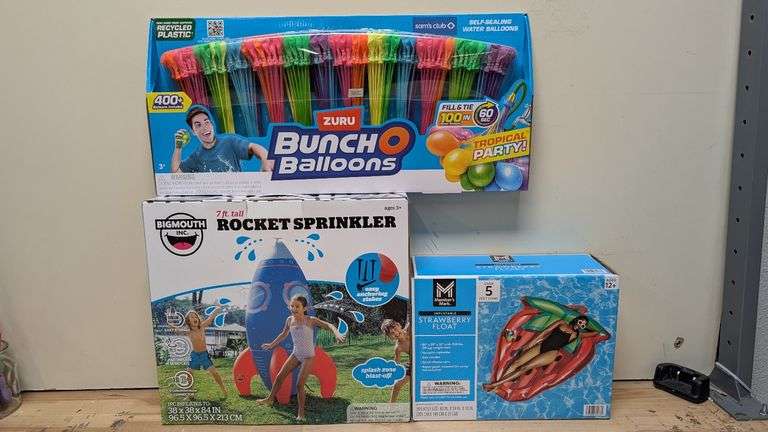 Rocket Sprinkler, Water Balloon, & Floatie  Bundle | Open Box