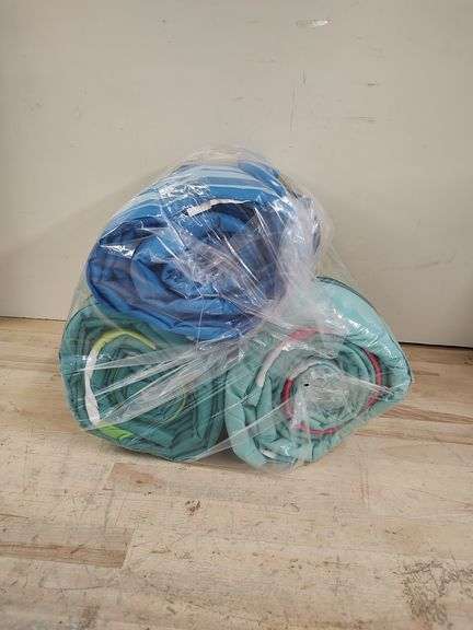 MEMBER'S MARK Outdoor Blankets, 3ct, 80" x 80" | Like New | (See Condition Notes)