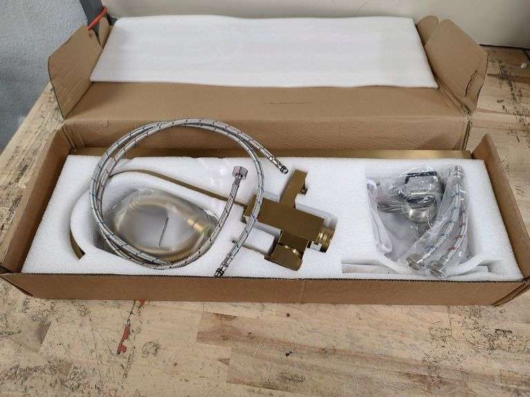 PAFILLY Freestanding Bathtub Faucet | Open Box