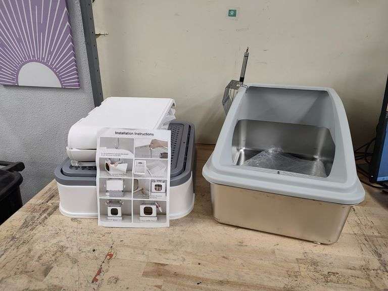 Cat Litter Boxes Bundle, 2ct | Open Box | (See Condition Notes)
