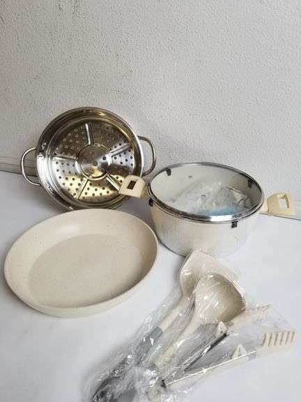 TIAJO 9-Piece Non-Stick Cookware Set | Open Box | (See Condition Notes)