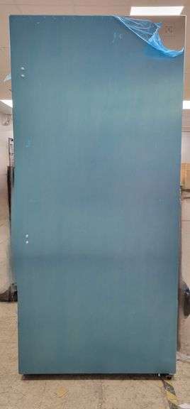 Electrolux Refrigerator 59 Inch x 32 Inch | Open Box