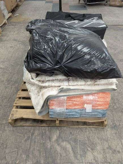 Pallet Of Miscellaneous Rugs And Mats | Open Box