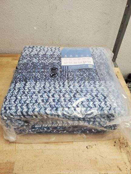 Area Rug | Open Box