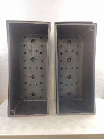 Outdoor Planter Box W/Water Level Indicator, 31.5"x14.2"x14.2", 2pk | Open Box