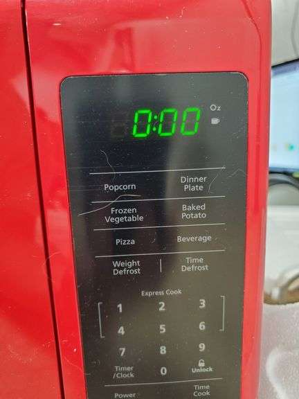 Magic Chef Countertop Microwave | Open Box | (See Condition Notes)