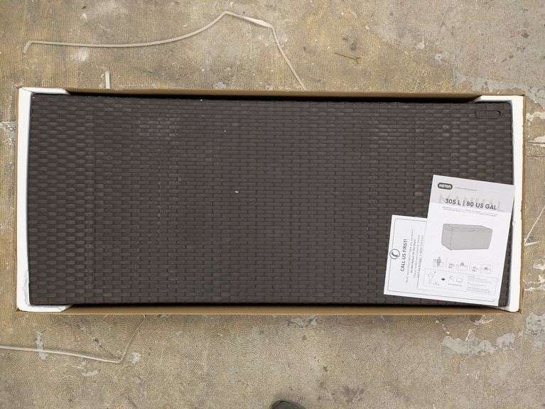 Keter Capri 80 Gallon Deck Box | Like New