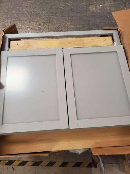 Hampton Bay 36" Base Cabinet | Open Box | (See Condition Notes)