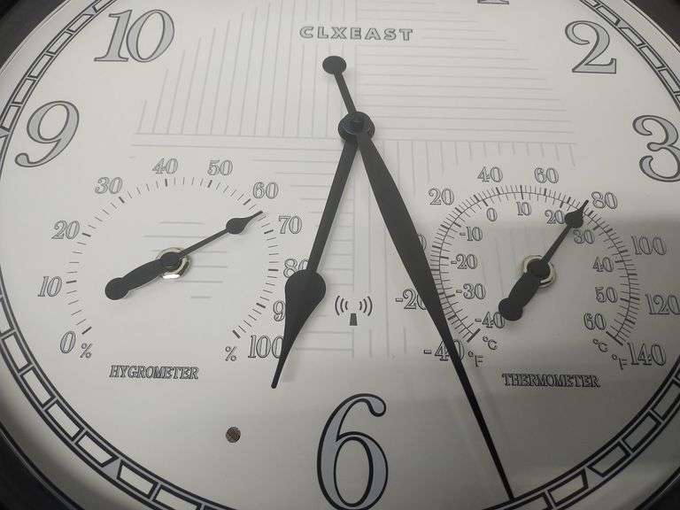 CLXEAST 18" Illuminated Indoor/Outdoor Wall Clock | Open Box | (See Condition Notes)