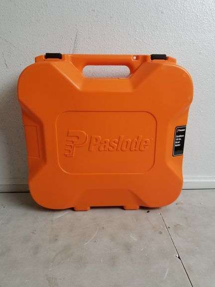 PASLODE Cordless 18GA Straight Brad Finish Nailer | Open Box