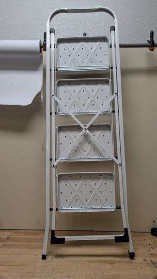 HBtower 4 Step Ladder, White | Open Box