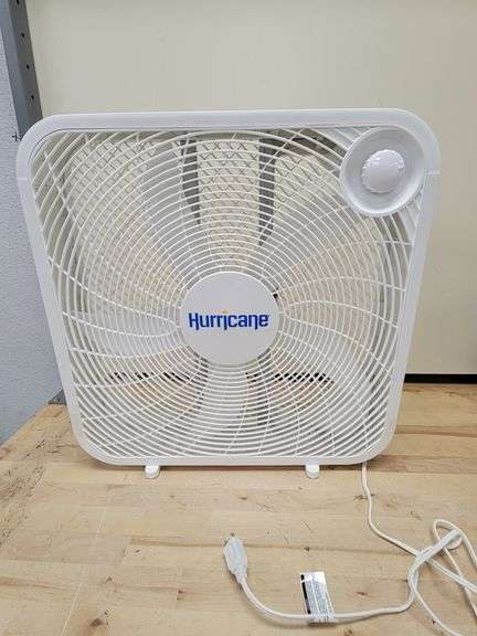 Hurricane 20 In. Classic Floor Mount Box Fan w/3 Speeds White | Open Box | (See Condition Notes)